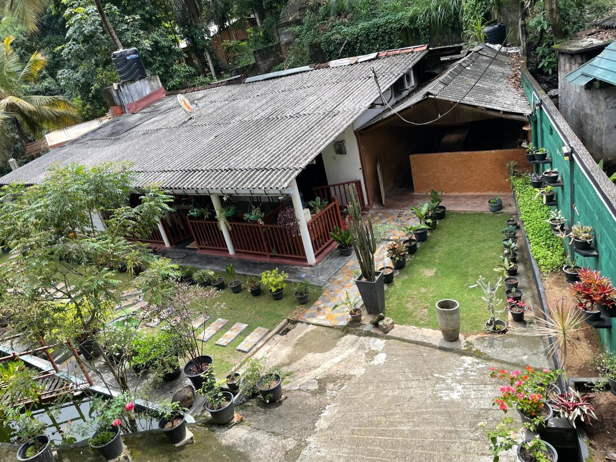 Kandy Food Lovers Home Stay By Ags Exterior foto